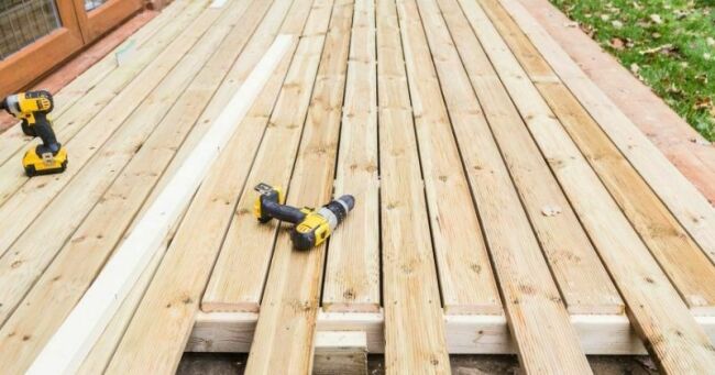Decking Wollongong: Enhancing Outdoor Spaces with Quality Decks and Outdoor Stru