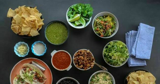 Franchisees Find Holiday Catering Increases End of Year Revenue and Gains New Cu