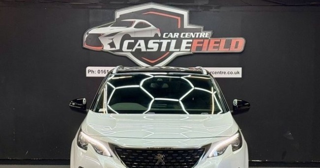 Castlefield Car Centre Makes Buying Quality Used Cars in Greater Manchester More